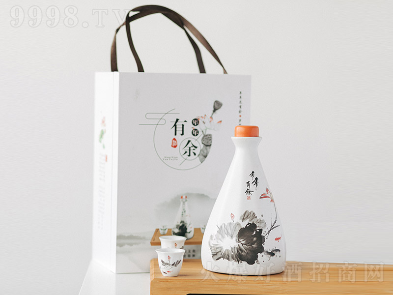 ��������ϲ�c�Y�п� �����Ͱ׾ơ�52�� 1000ml��