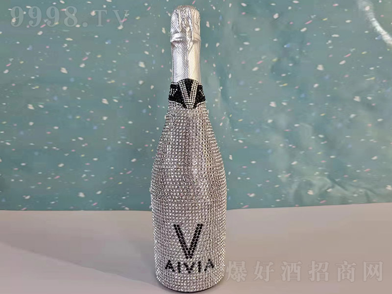 ��ɽ��ˮ���ݾ�-�y�@��3.8�� 750ml��