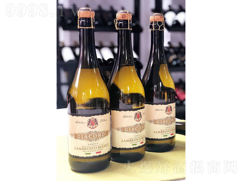 ������ӿ����{(l��n)����˹�����Ѿơ�750ml��