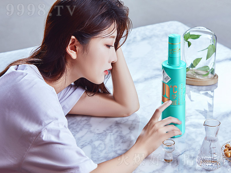 ��С�׾��{ɫ�������� �����͡�42�� 500ml 150ml��