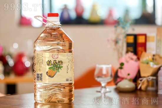 12���S�ϻ����ƃr���S�Ϲ𻨾ƵͶȻ�����2.5L�r�񣬶����X��
