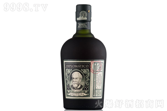�⽻�پ��x�����ķ��700ml�r�񣬶����X��