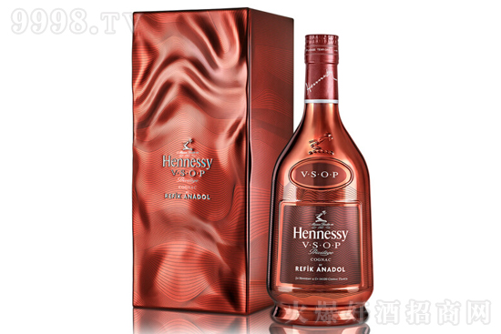 40��܎��ԊVSOP���ذ��m��Refik Anadol�؄e��Y��700ml�r�񣬶����X��