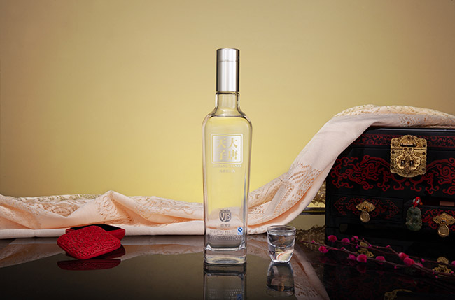 �������Ӿ�Ψ�Ҫ���52��500ml�����Ͱ׾�