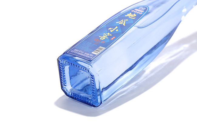 �������ع�С�Ѿƹŷ������Ͱ׾ơ�42��248ml��