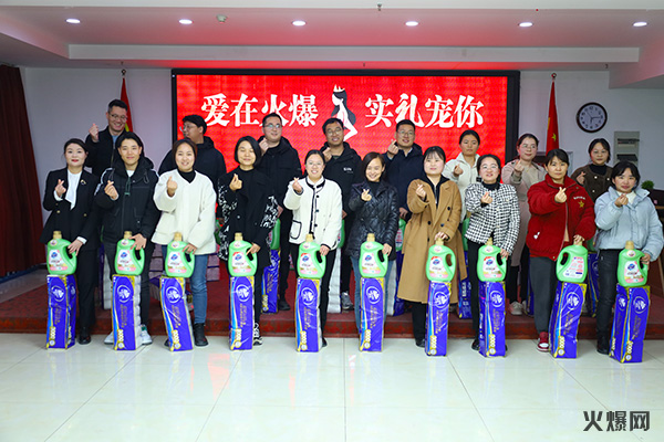 �펽�`���A�������»𱬣��𱬾W��T���l��Ů�񹝶YƷ��