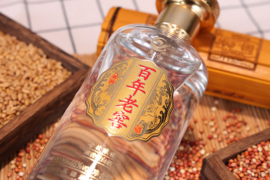 �����ϽѾƝ����Ͱ׾ơ�46��500ml��