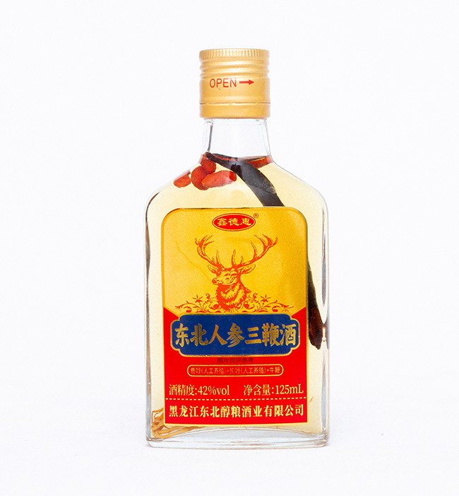 鑫德惠東北人參三鞭酒